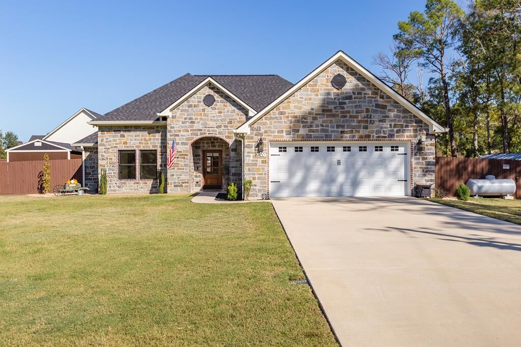 Property Photo: 100 Miles Road TX 75901