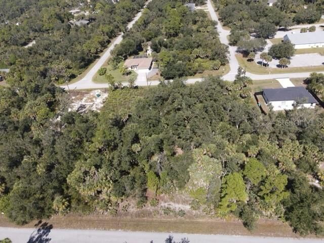 Property Photo:  17340 Poston Avenue  FL 33948 