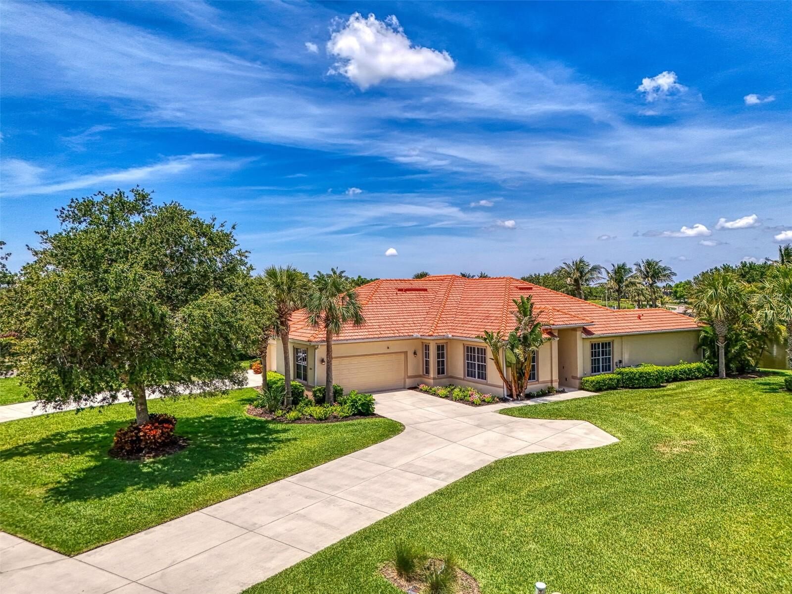 Property Photo:  2692 Wax Myrtle Court  FL 33953 