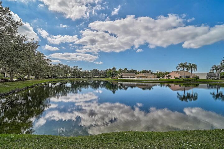 4640 Sanibel Way  Bradenton FL 34203 photo