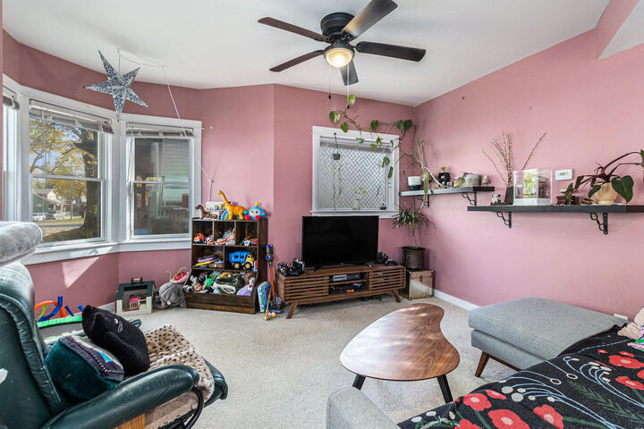 Property Photo: 1114 Lane Boulevard MI 49001