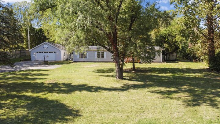 12690 N Red Bud Trail  Buchanan MI 49107 photo