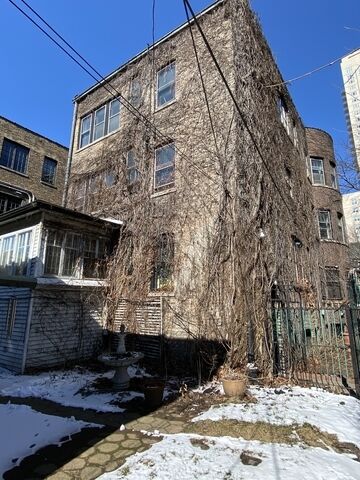 Property Photo:  925 W Winona Street G  IL 60640 