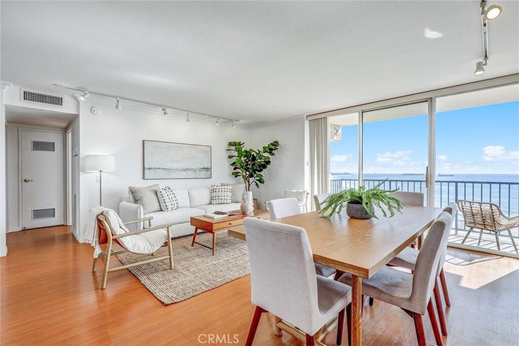 Property Photo: 1750 E Ocean Boulevard 213 CA 90802