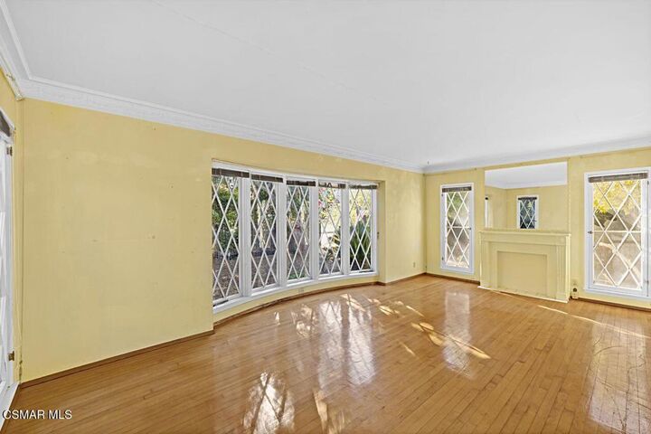 Property Photo:  14937 Greenleaf Street  CA 91403 