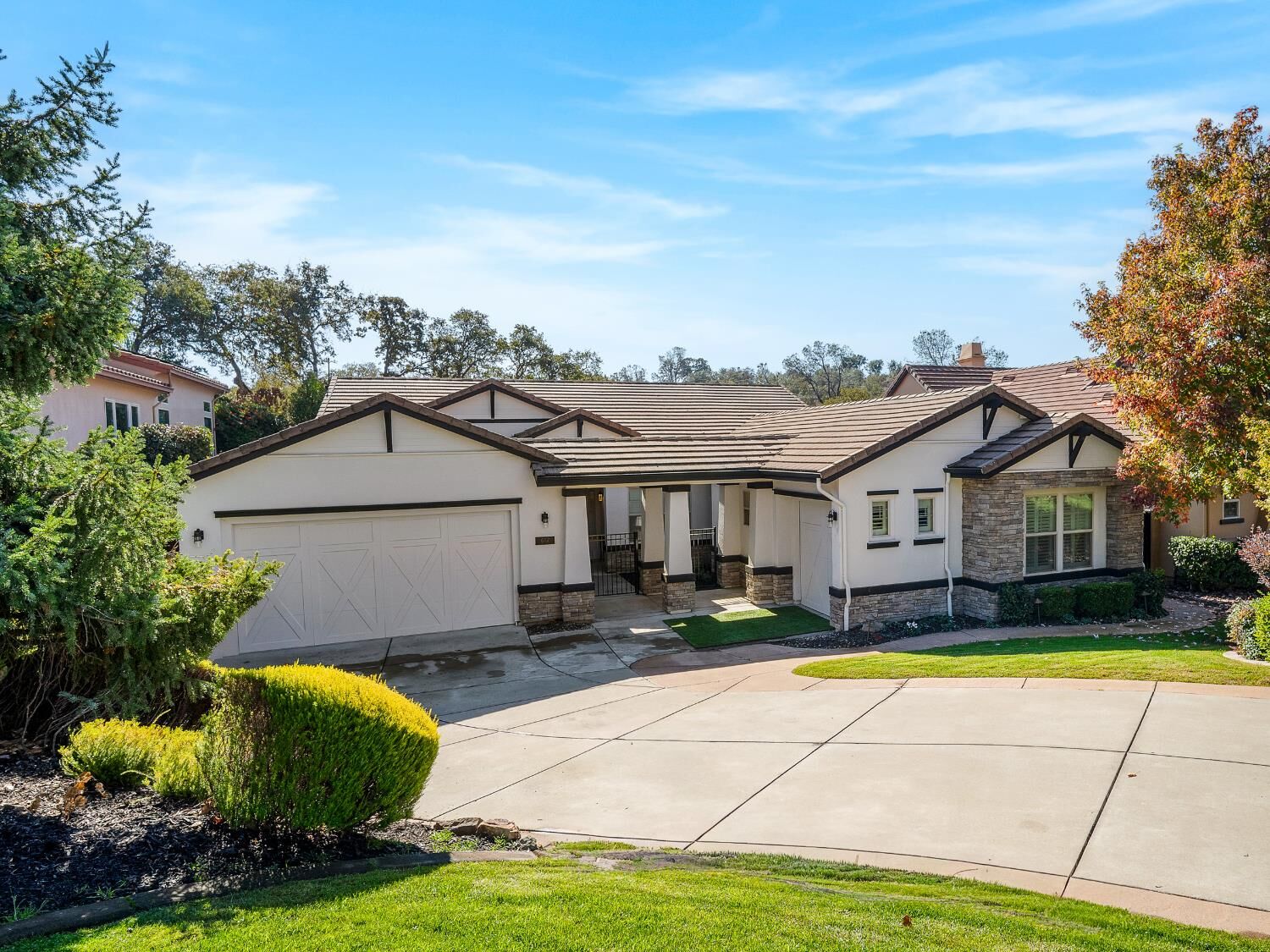 Property Photo: 612 Lida Court CA 95762