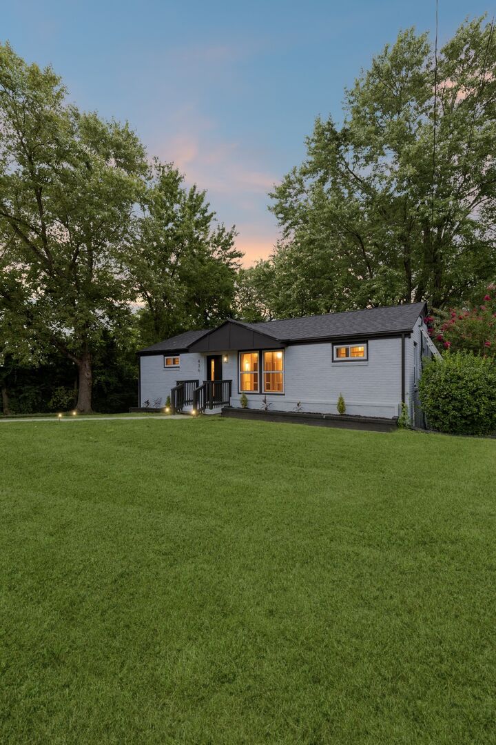 Property Photo: 436 Heney Dr TN 37214