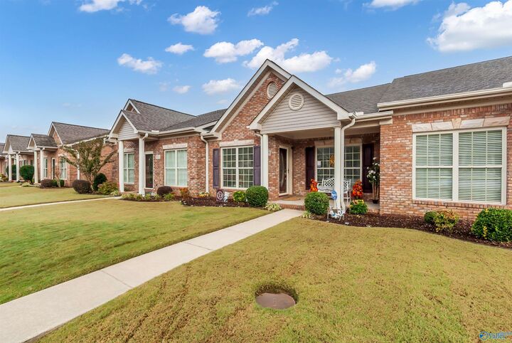 Property Photo:  2608 Brompton Lane  AL 35603 