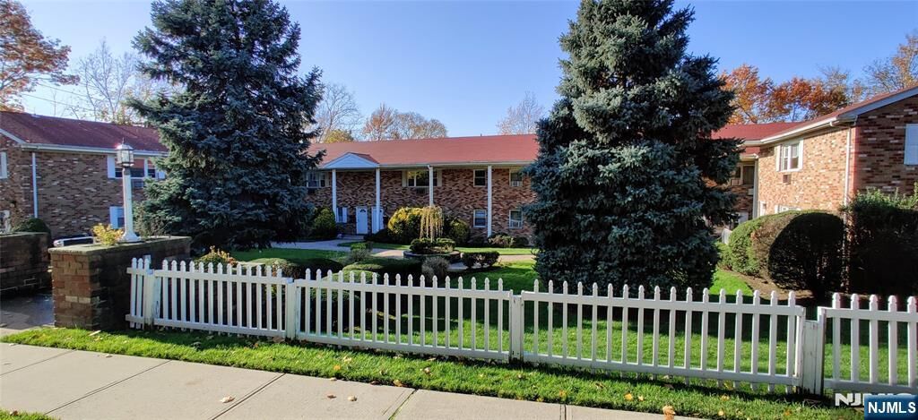 Property Photo:  456 Grand Avenue 6C  NJ 07605