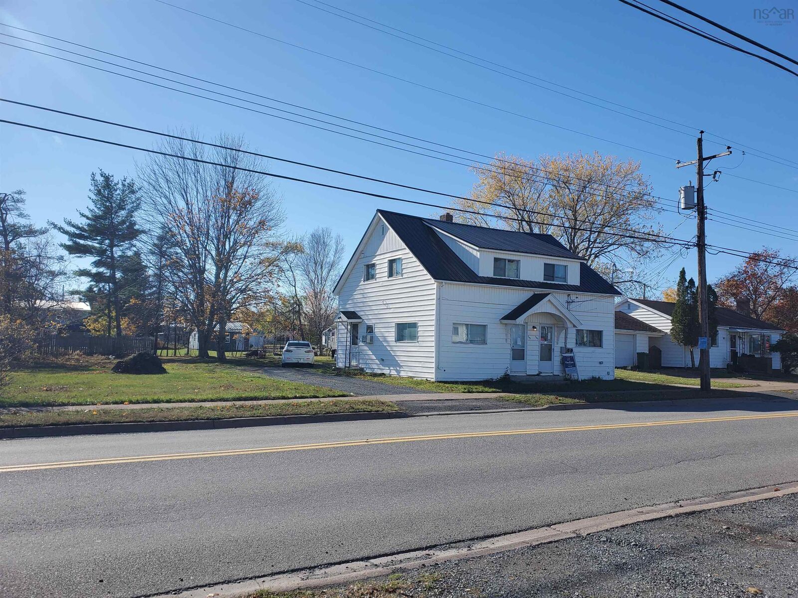 Property Photo: 103/105 Acadia Avenue NS B0K 1S0