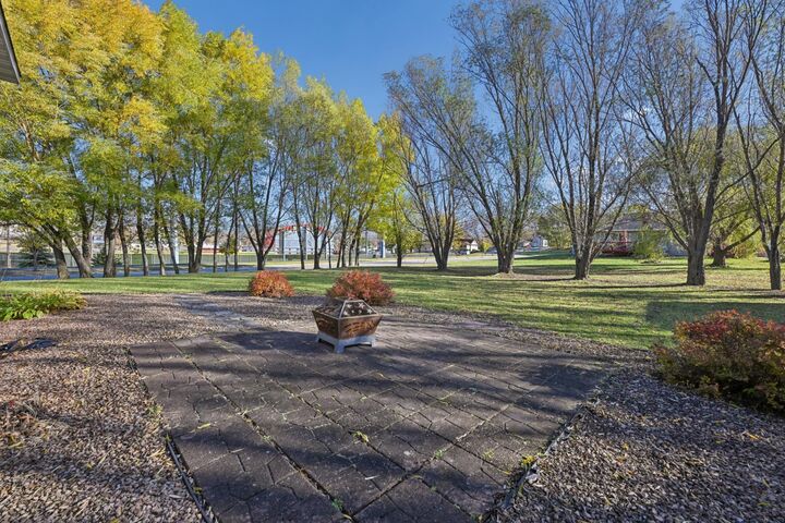 Property Photo: 452 Park Circle MN 55368