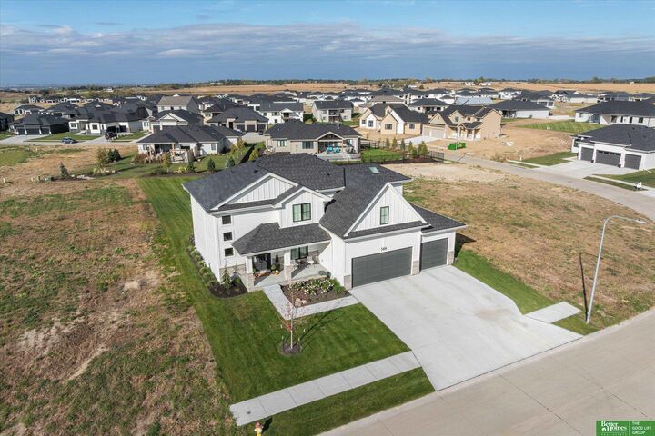 Property Photo:  5414 N 209 Avenue  NE 68022