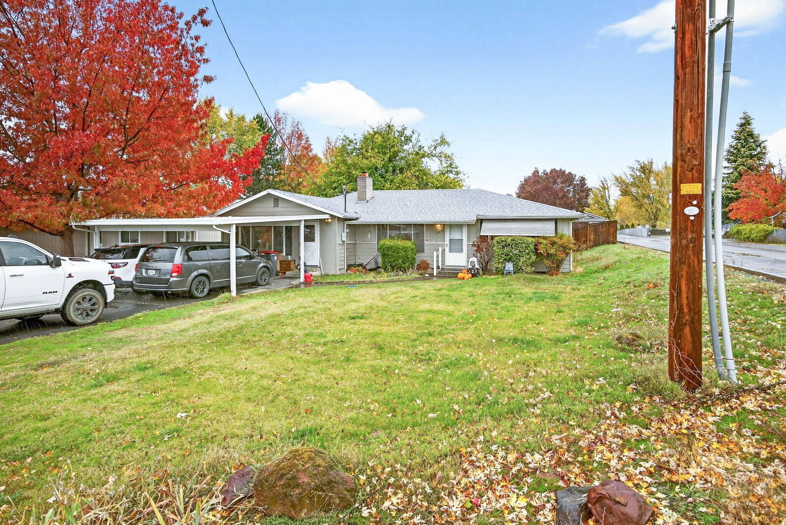 Property Photo:  1543 Grand Avenue  OR 97504 