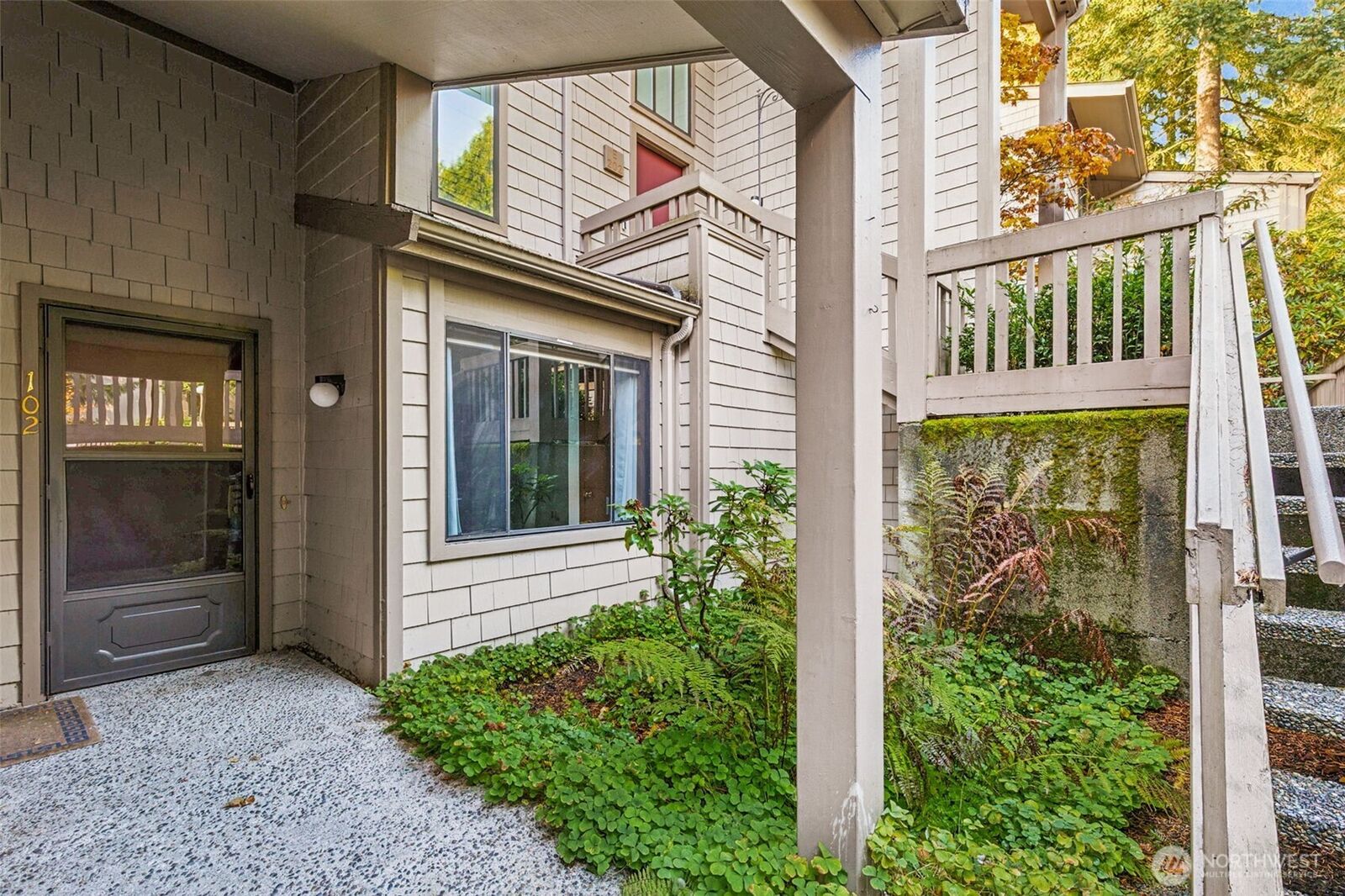 Property Photo:  13730  15th Avenue NE E102  WA 98125 