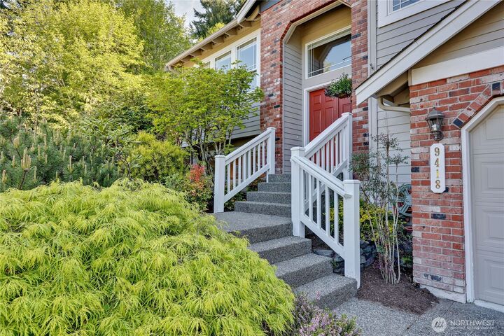 Property Photo:  9418 NE Tidal Court  WA 98110 