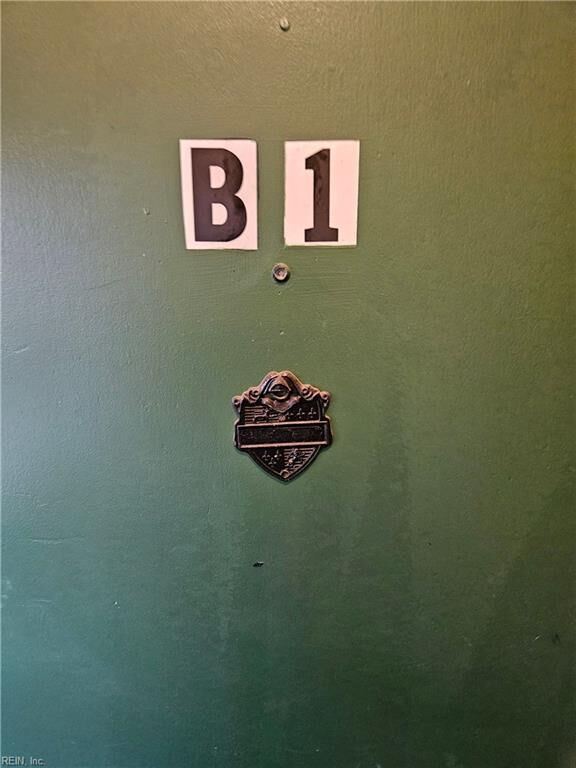 Property Photo:  1428 Baychester Ave B1  VA 23503 