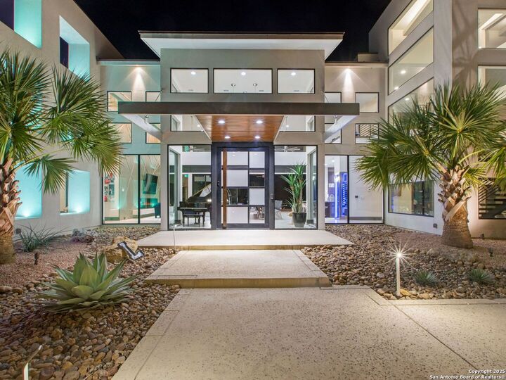 Property Photo:  21526 Privada Avila  TX 78257 