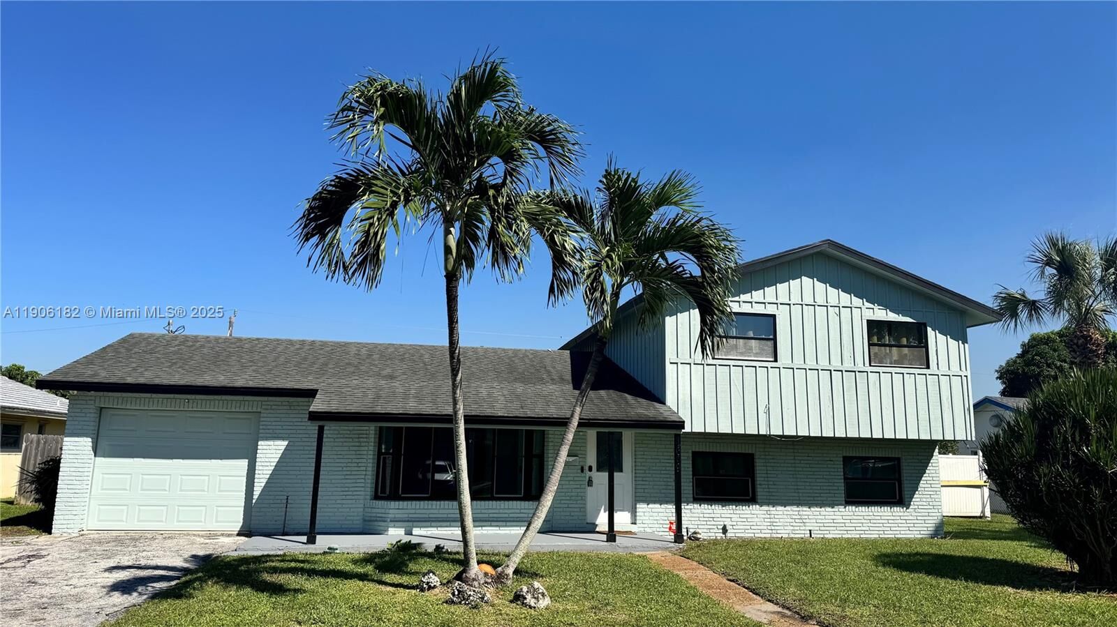 Property Photo: 1659 40th St FL 33407