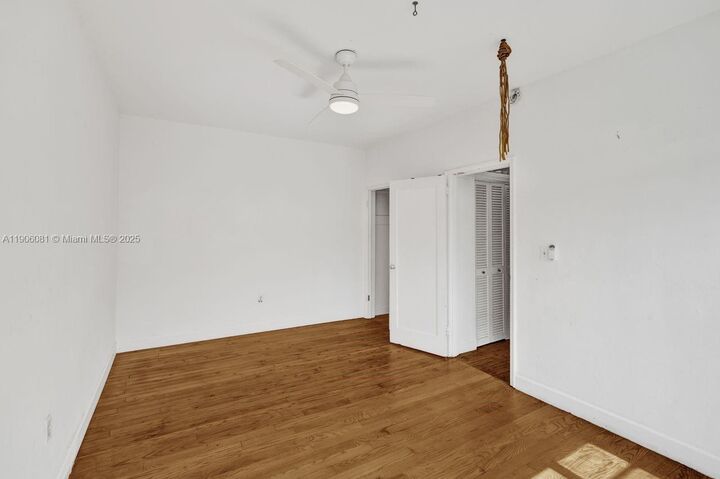 Property Photo:  1611 Euclid Ave 12  FL 33139 