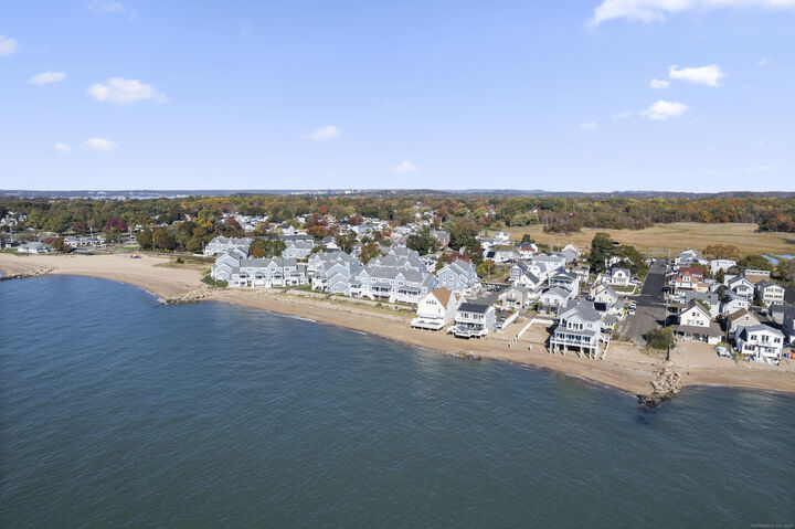 Property Photo:  72 Cosey Beach Avenue Apt 4  CT 06512 