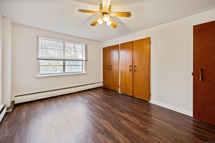 Property Photo:  40 Owen Street Apt A3  CT 06105 