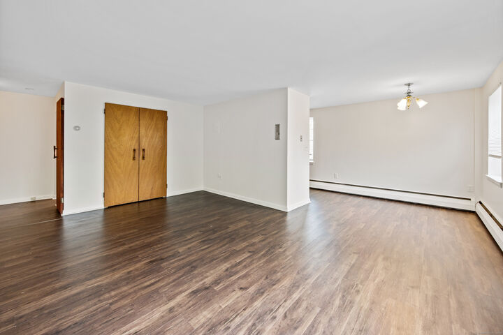 Property Photo: 40 Owen Street Apt A3 CT 06105
