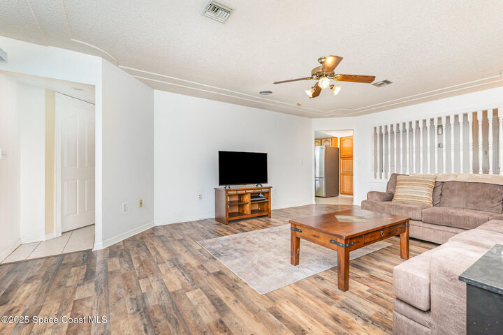 Property Photo:  550 Gasparilla Avenue SE  FL 32909 