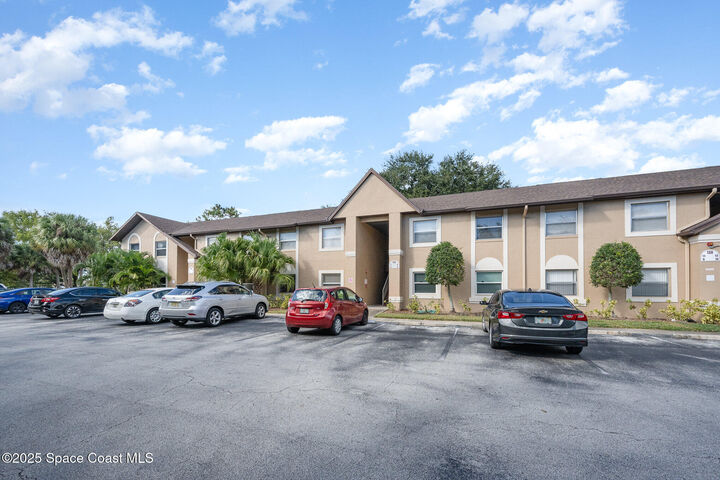 Property Photo: 130 Summer Place FL 32953