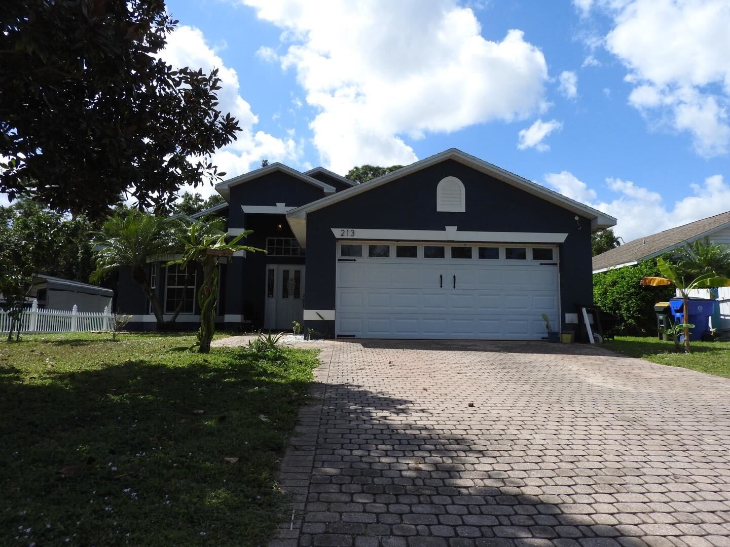 Property Photo: 213 West Boulevard FL 33870