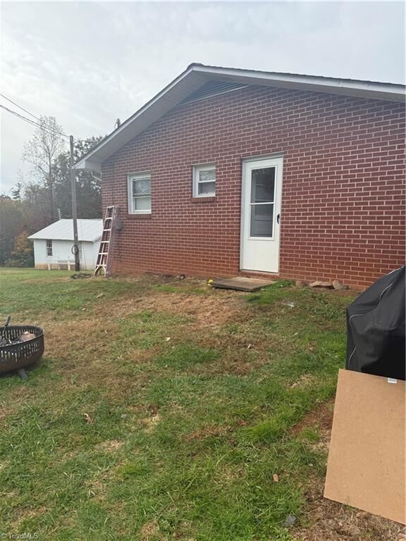 Property Photo:  417 Ruritan Park Road  NC 28659 