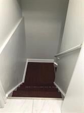 Photo de la propriété:  20 Washburn Road Bsmt  ON L6P 0V9 