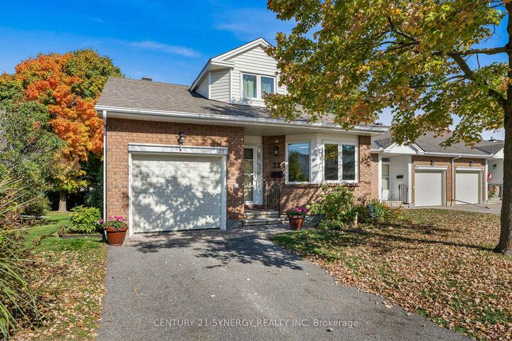 32 Innesbrook Court 16  Stittsville - Munster - Richmond ON K2S 1C7 photo
