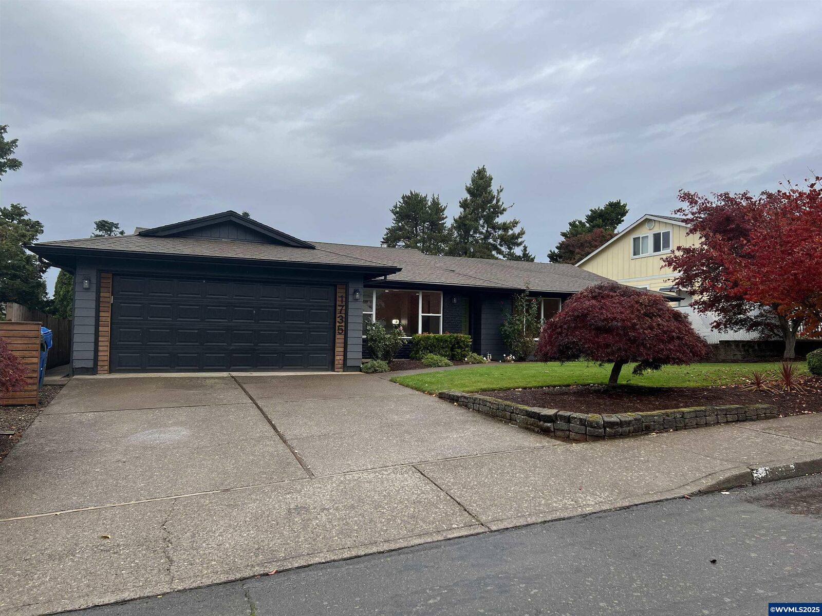 Property Photo:  1735 Misty Pl NW  OR 97304