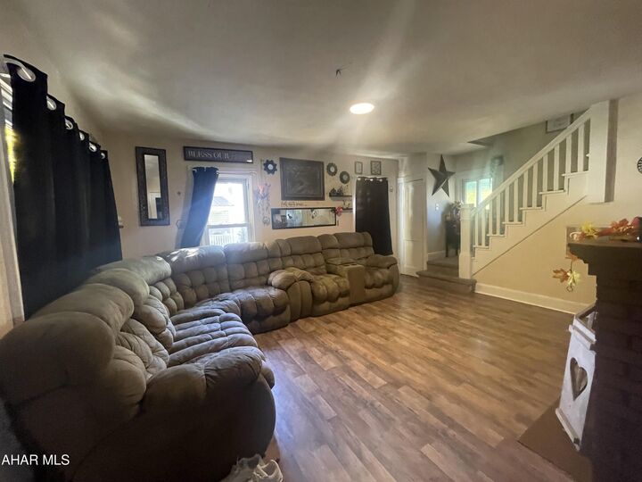 Property Photo: 987 30th Street PA 16601