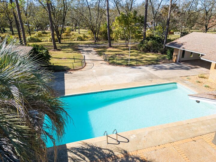 Property Photo:  4912 Holly Hill Road  GA 31721 