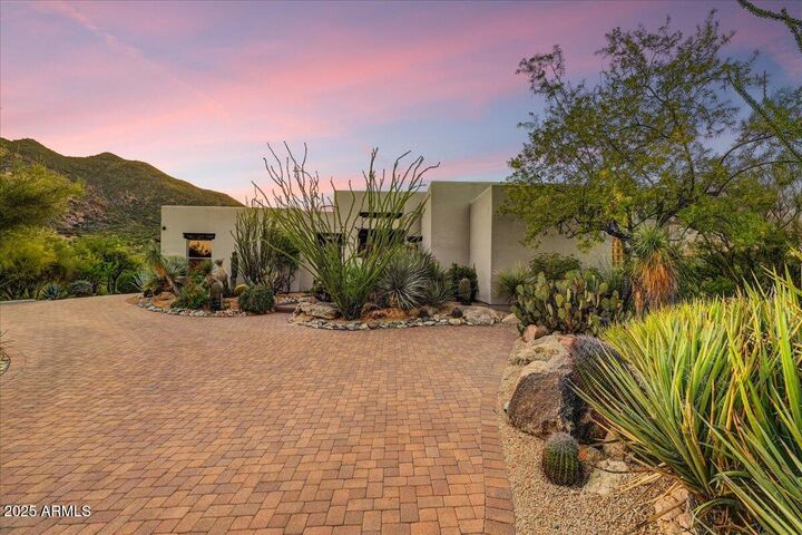 Property Photo: 37202 N Holiday Lane AZ 85377