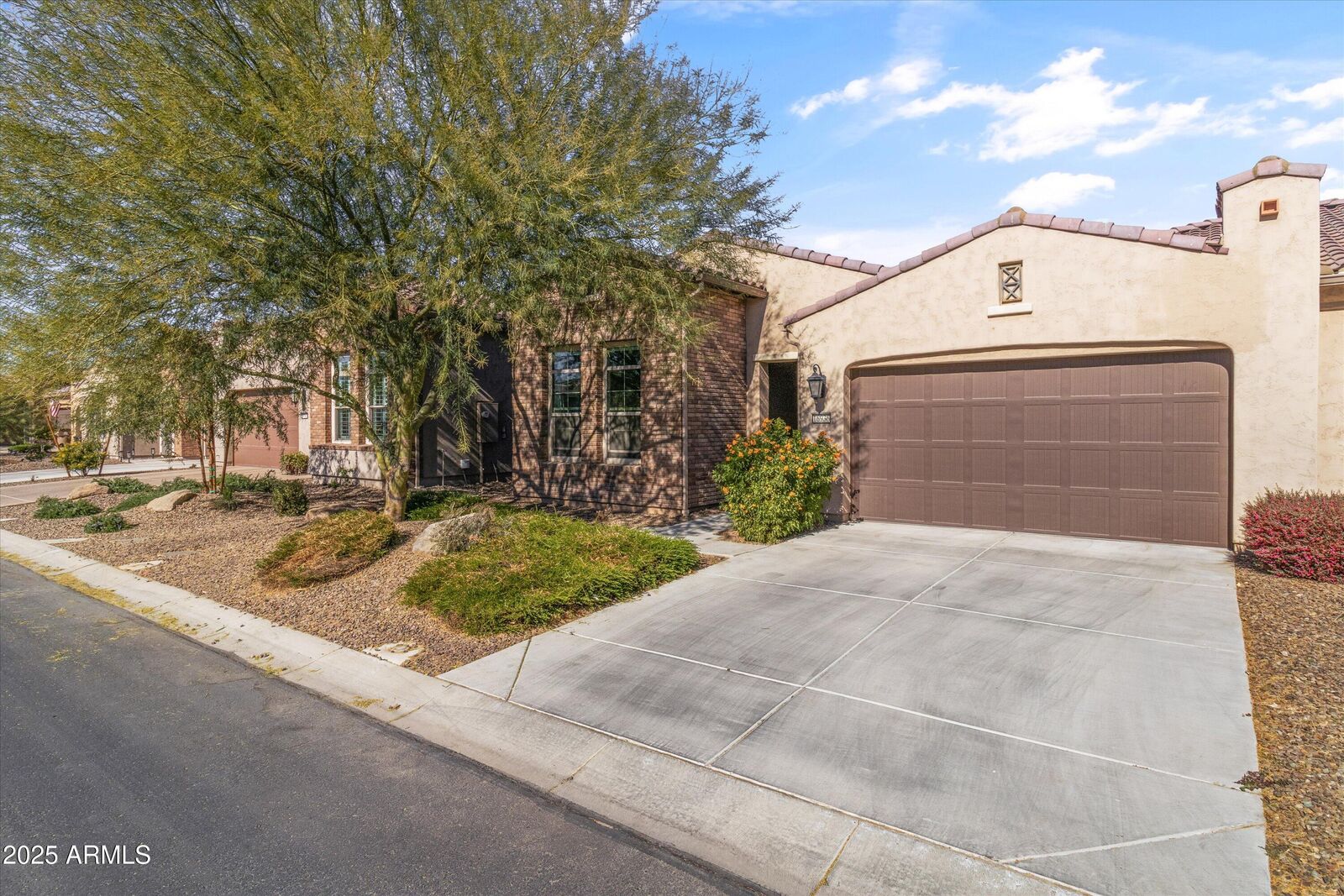 Property Photo: 16936 W Sheridan Street AZ 85395