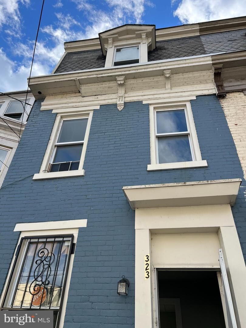 Property Photo: 323 Peffer Street PA 17102