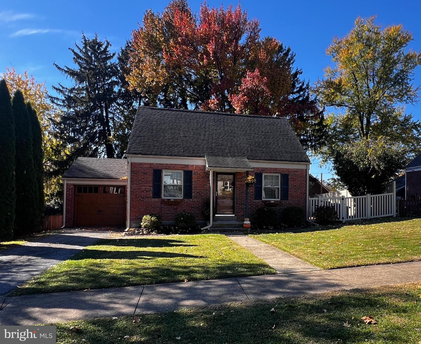 Property Photo: 202 S 19th Street PA 17011