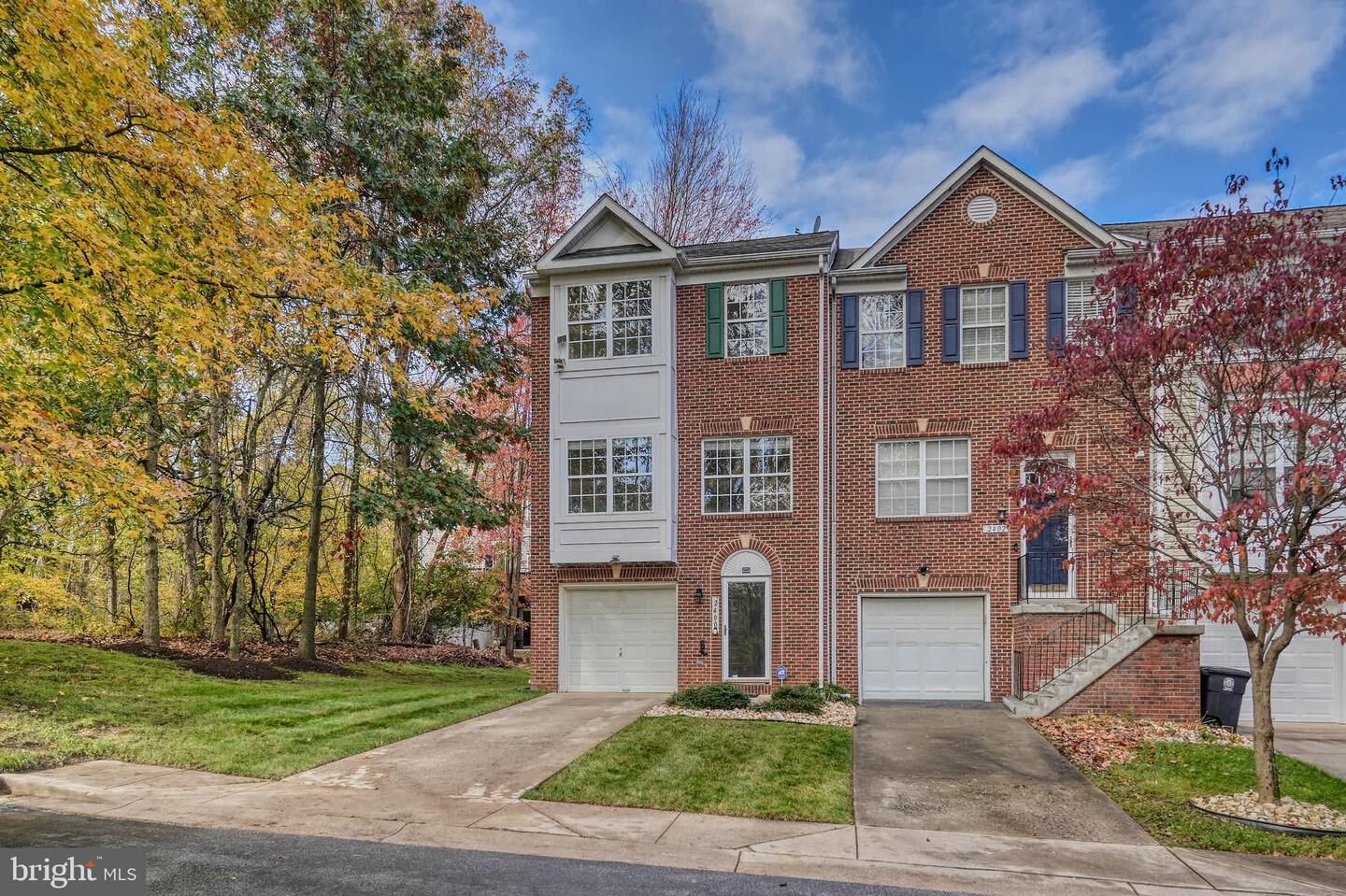 Property Photo:  2400 Lemontree Lane  MD 20774 