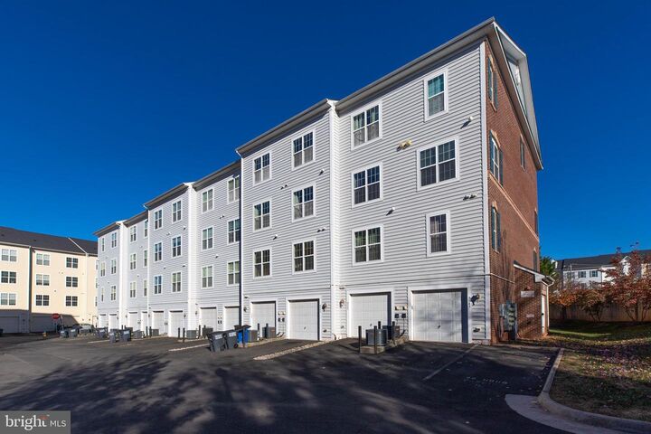 Property Photo:  9541 Chancellorsville Lane  VA 20110 