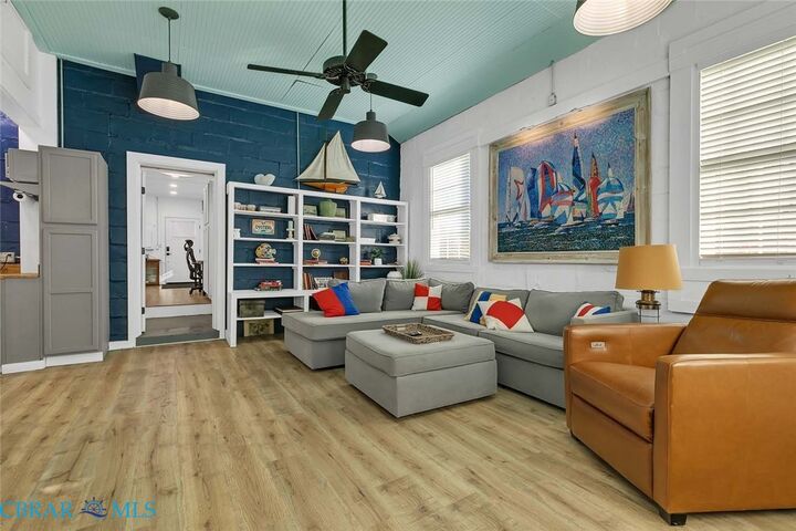 Property Photo:  31 Cross Street  VA 23175 