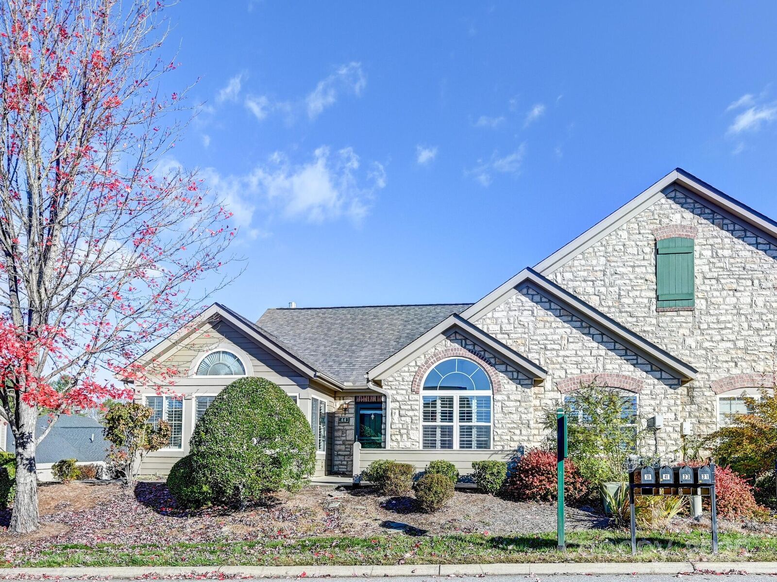 Property Photo: 44 Braeburn Way NC 28731