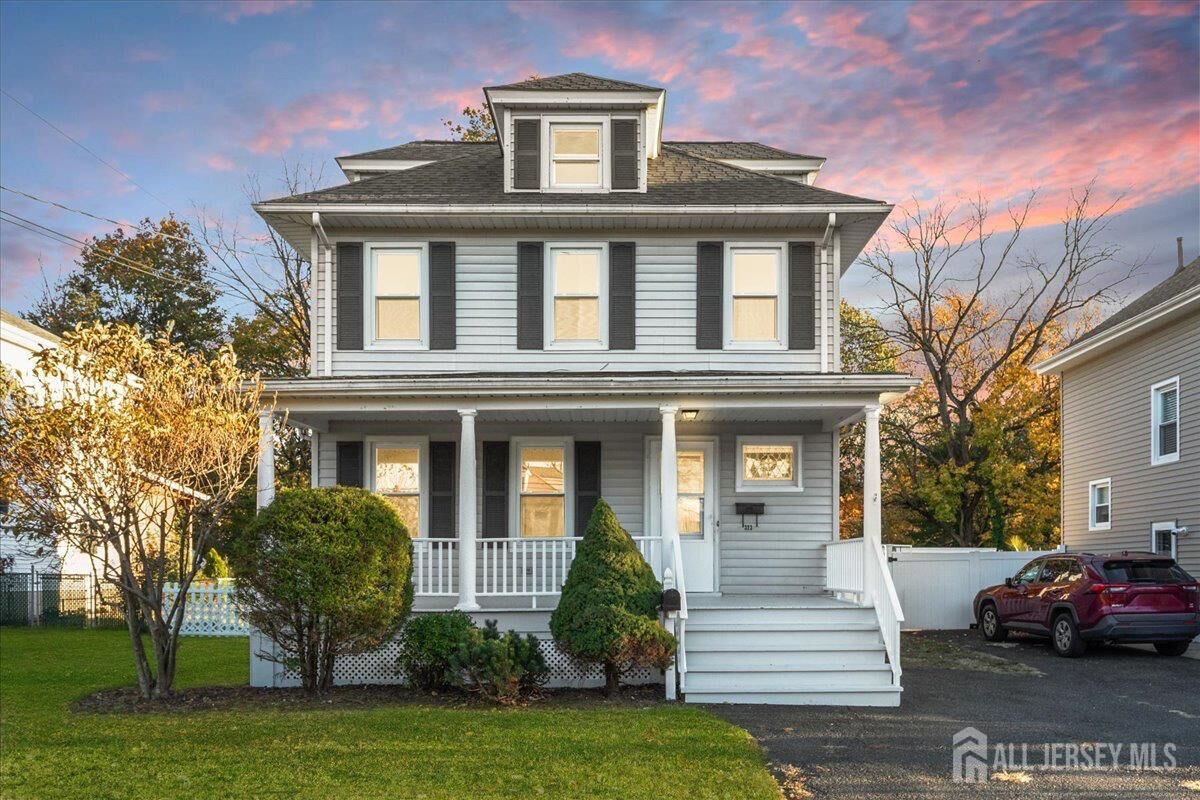 Property Photo: 323 Oak Parkway NJ 08812