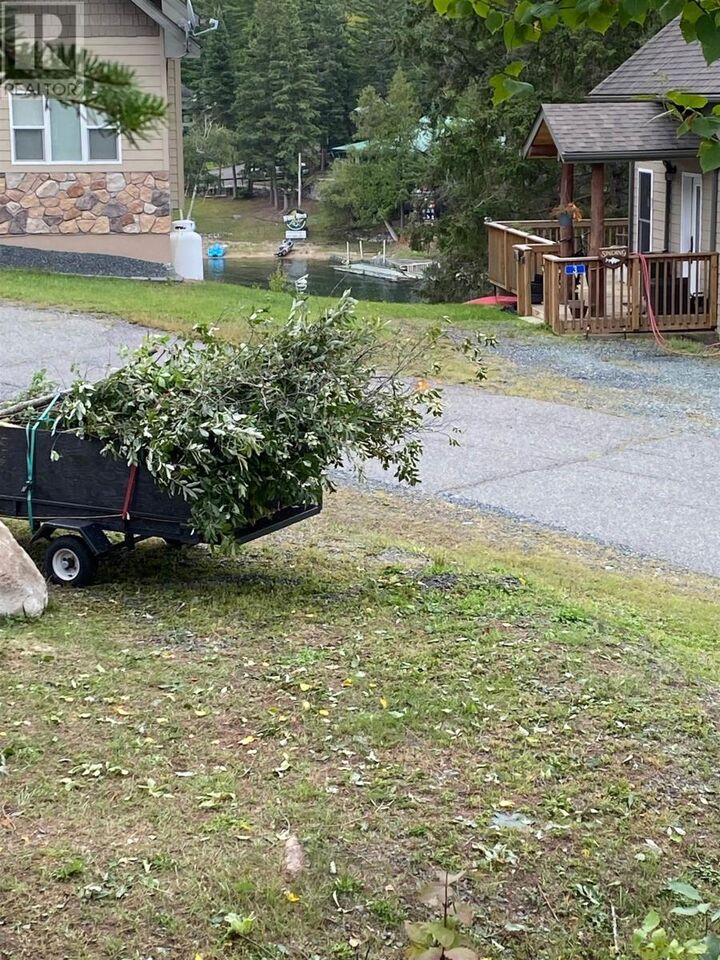 Photo de la propriété:  17 Au Lac Retreats Rd, Government Dock  ON P0X 1N0 