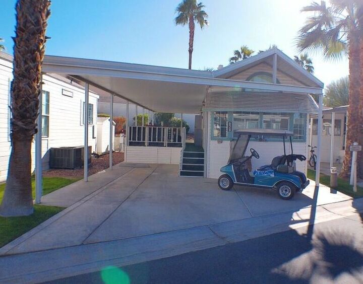 Property Photo: 84136 Ave 44, #628 CA 92203