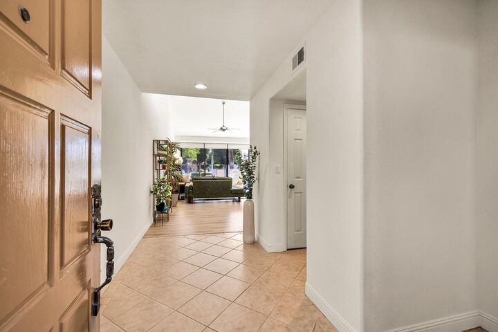 Property Photo: 289 Castellana N CA 92260