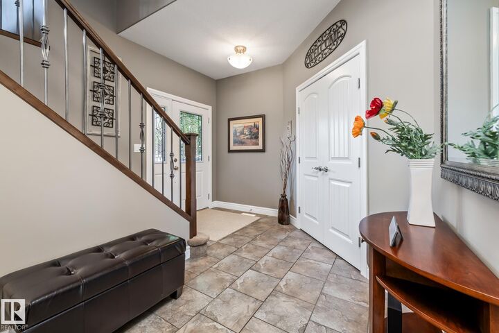 Property Photo: 39 Hillside Terrace AB T8L 0E4