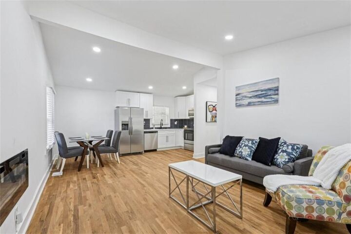 Property Photo:  858 Hall Street NW  GA 30318 