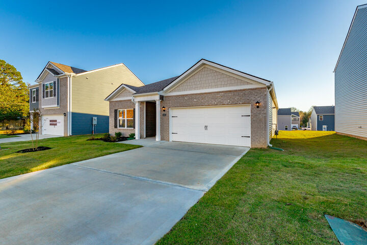 Property Photo: 3226 Highline Drive SW TN 37353